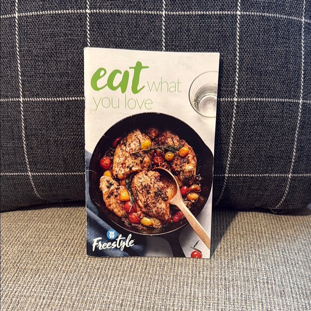 weight watchers Eat what you love cook book